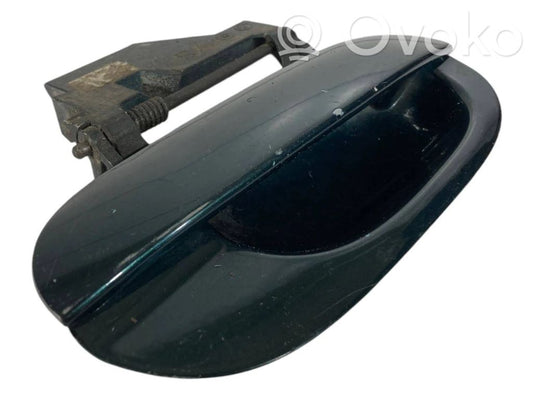 External opening handle