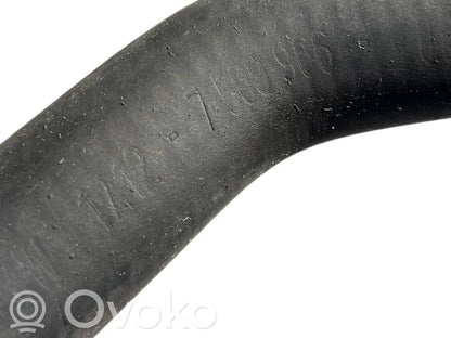 Caurulīte (-es) / šļūtene (-es)