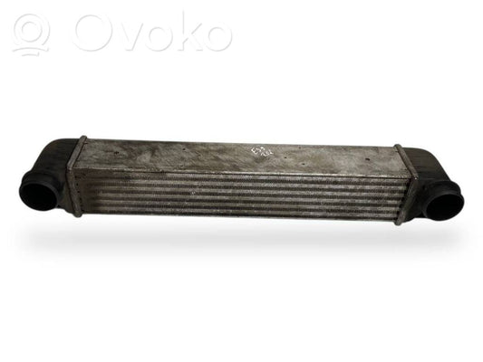 Starpdzesētāja radiators