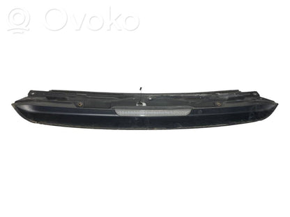 Spoilera aizmugurējais vāks