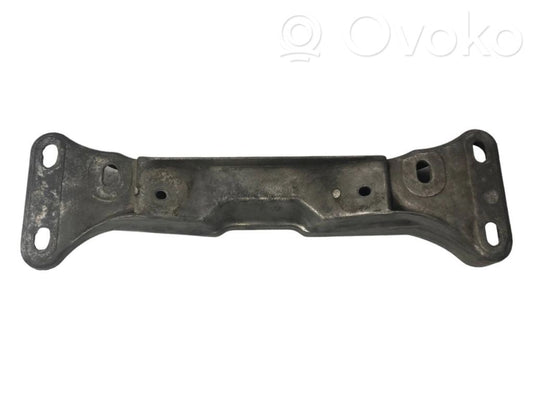 Pārnesumkārbas stiprinājuma kronšteins