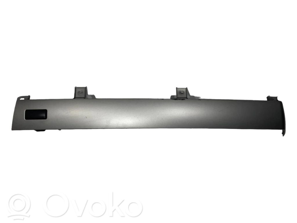 Dekoratīvās apdares lenta