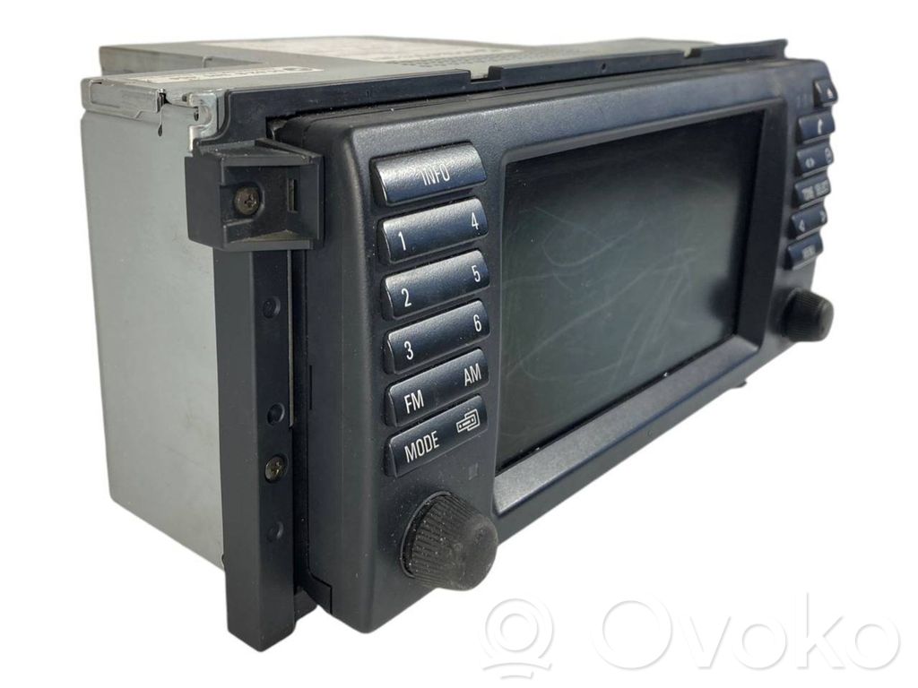 Radio / CD/DVD atskaņotājs / navigācija