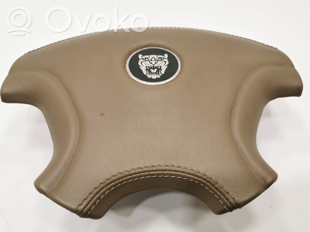 Steering wheel airbag