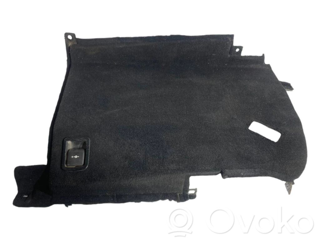 Side decorative trim panel