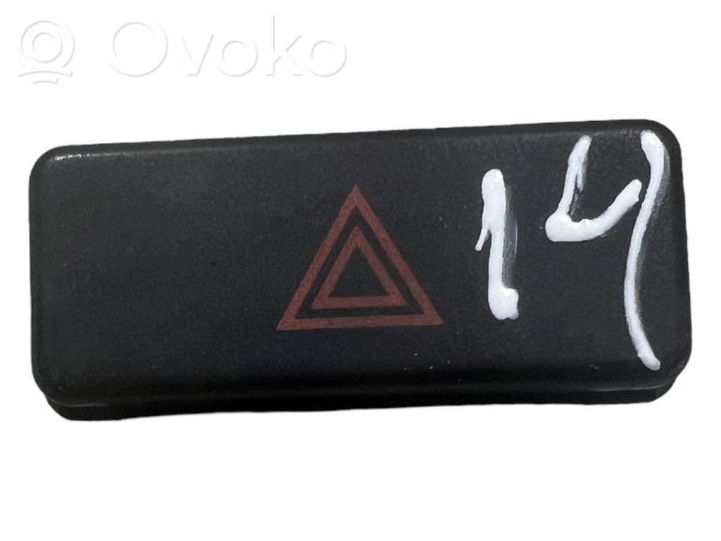 Avārijas lukturu slēdzis