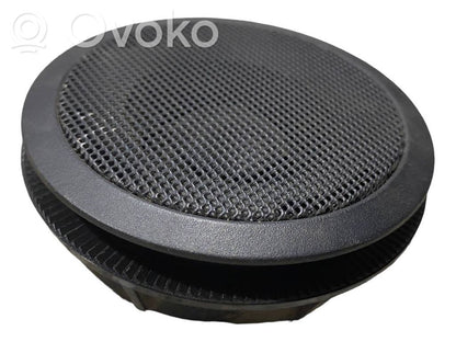 Skaļrunis (-i) priekšējās durvīs