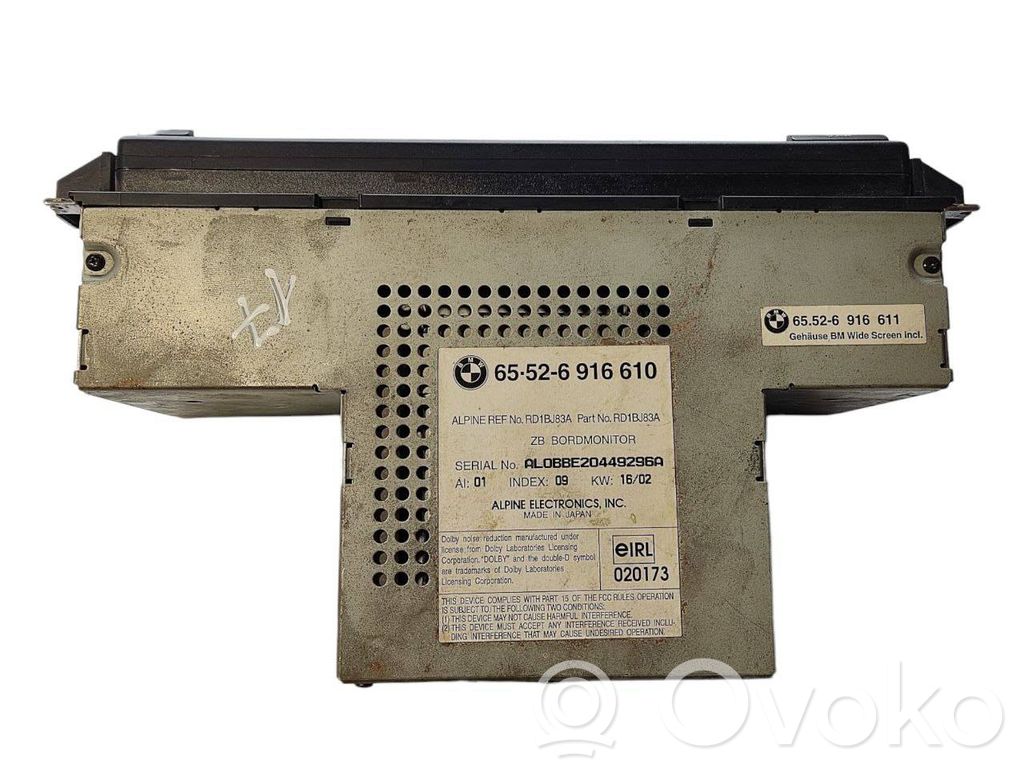 Radio / CD/DVD atskaņotājs / navigācija