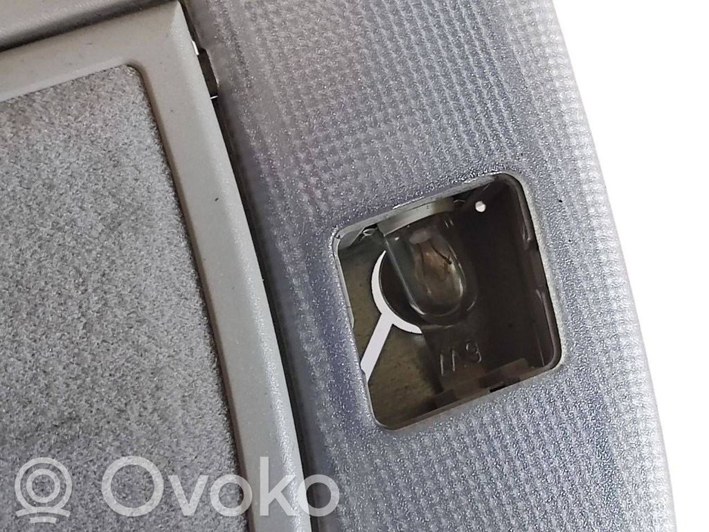 Aizmugurējo vietu apgaismojums