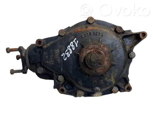 Priekšējais reduktors