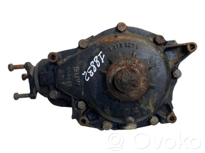 Priekšējais reduktors