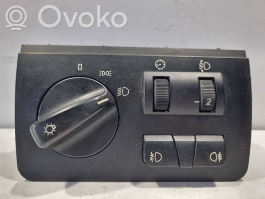 Headlight switch