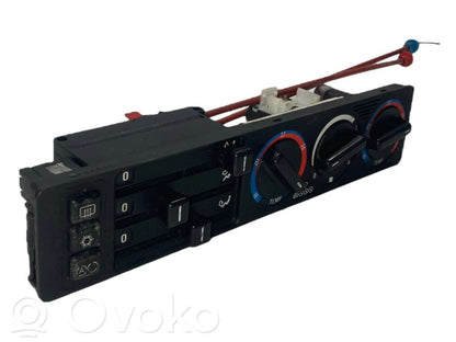 Gaisa kondicioniera / klimata kontroles / salona apsildes vadības bloks (salonā)