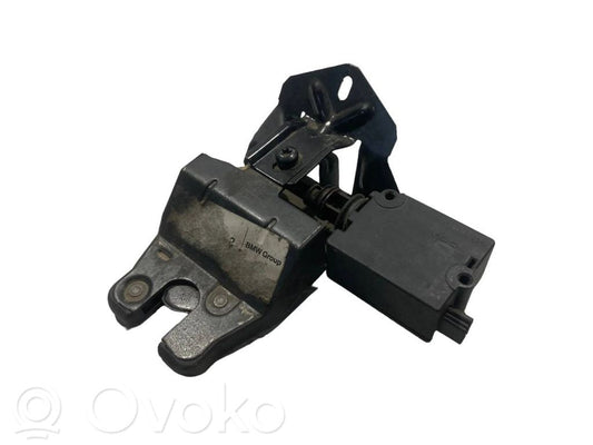 Замок задней крышки