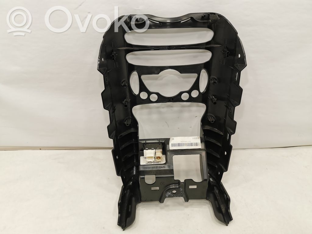 Climate control/small radiator control trim