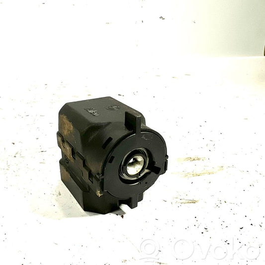 Ignition switch contacts