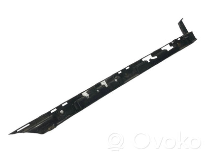 Rear bumper mounting bracket