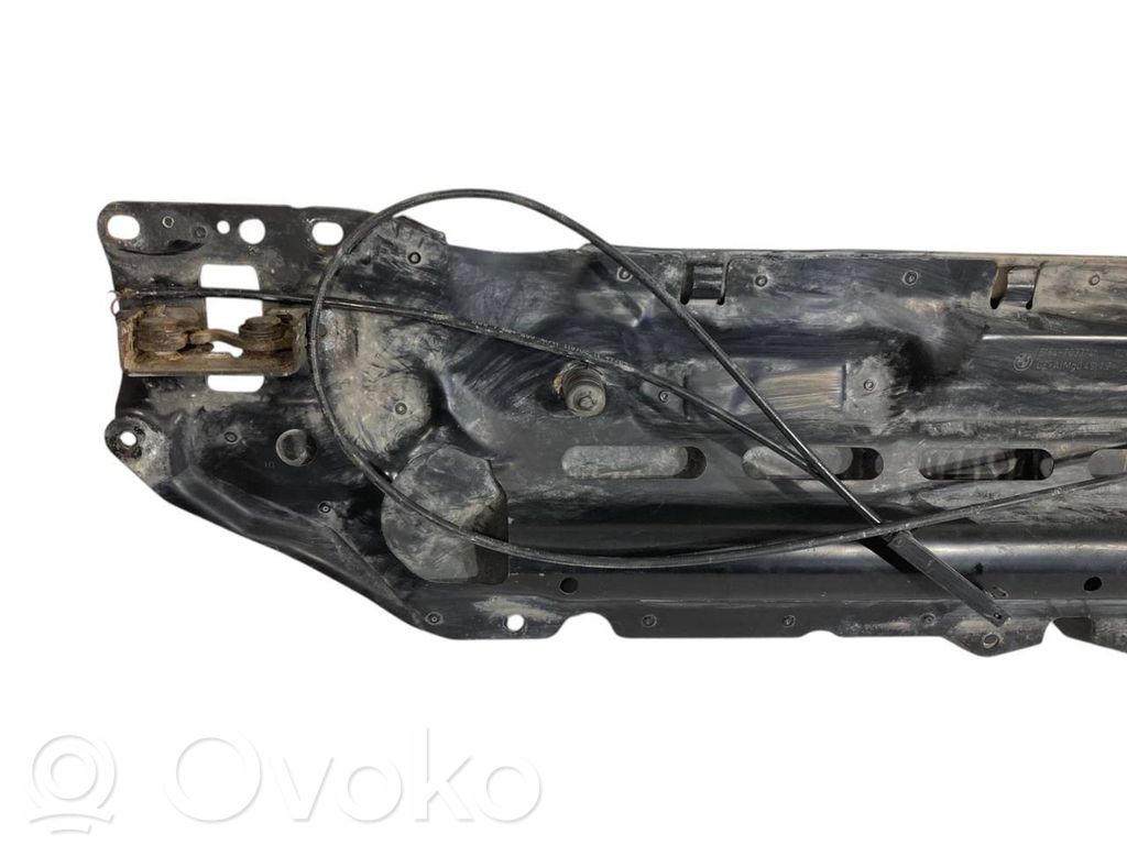 Upper part of the radiator panel (television)