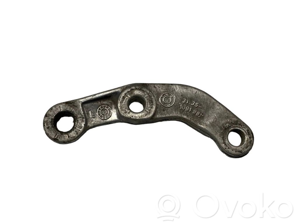 Крепление стабилизатора (переднее)