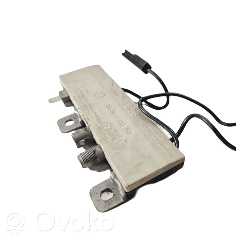 Antenas vadības bloks