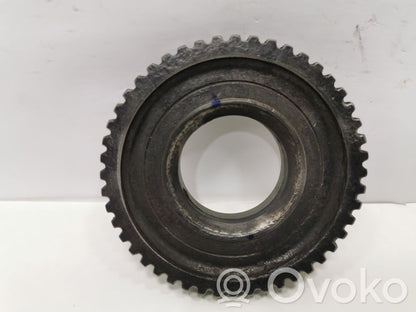 Aizmugurē riteņa rumbas vārpstas šarnīrs (stupica, capfa)