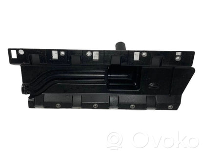 Eļļas pievades caurulīte (karterī)