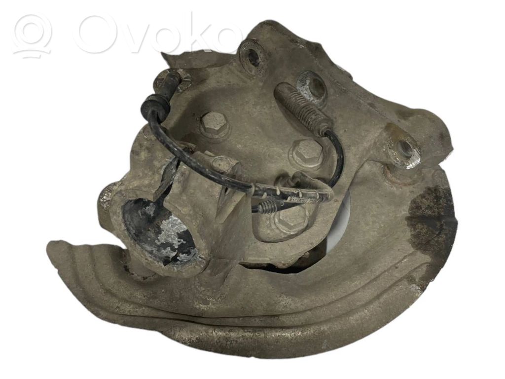 Priekšējā riteņa rumbas vārpstas šarnīrs (stupica, capfa)