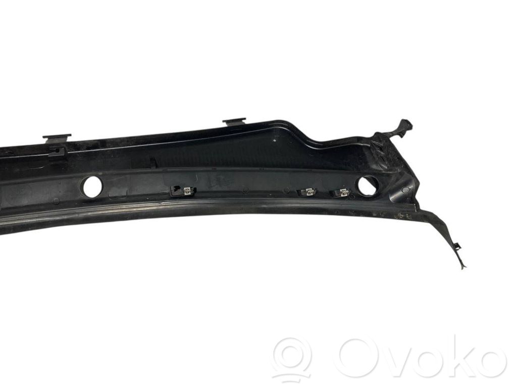 Stikla tīrītāja slotiņas