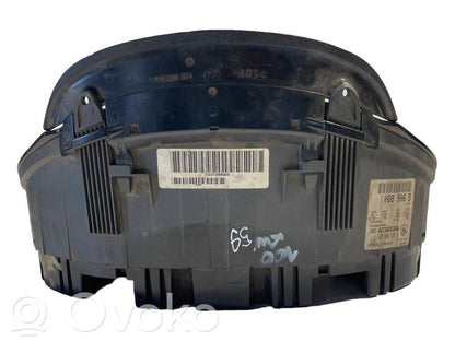 Spidometrs (instrumentu panelī)