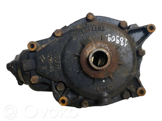 Priekšējais reduktors