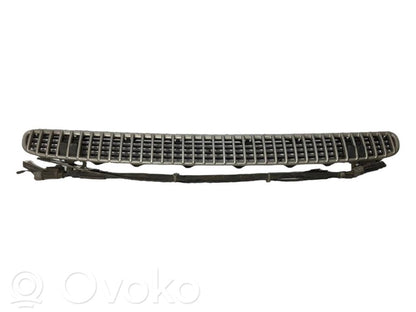 Bonnet decorative grille
