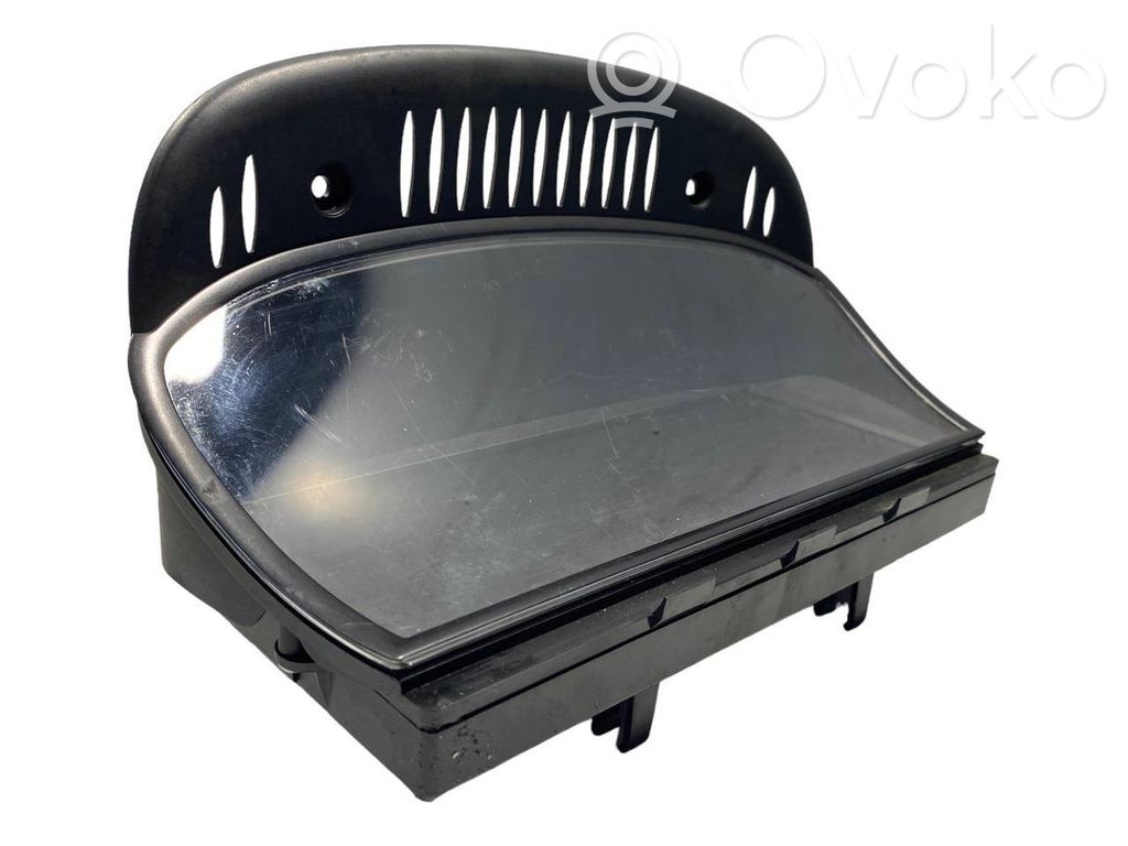 Ekrāns / displejs / mazais ekrāns