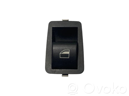 Power window switch