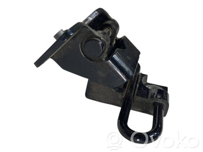 Aizmugurē apakšējā vira (eņģe)