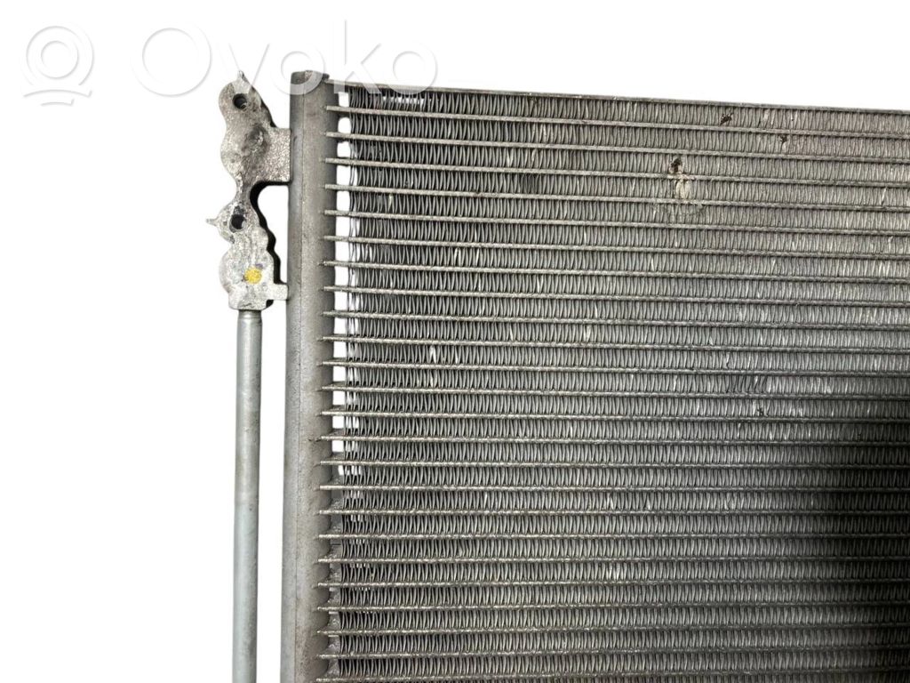 Gaisa kondicioniera dzeses radiators