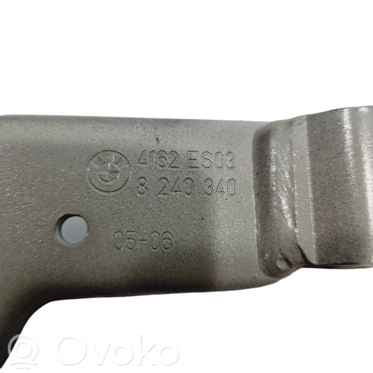 Aizmugurējā pārsega eņģe (-ess)
