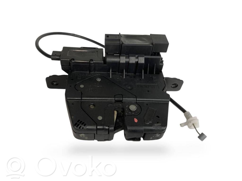 Замок задней крышки