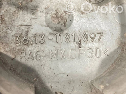 Rūpnīcas varianta diska centra vāciņš (-i)