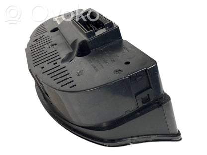 Spidometrs (instrumentu panelī)