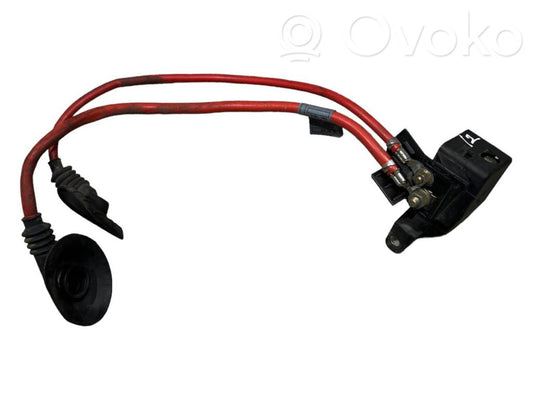 Положительный провод (аккумулятор)