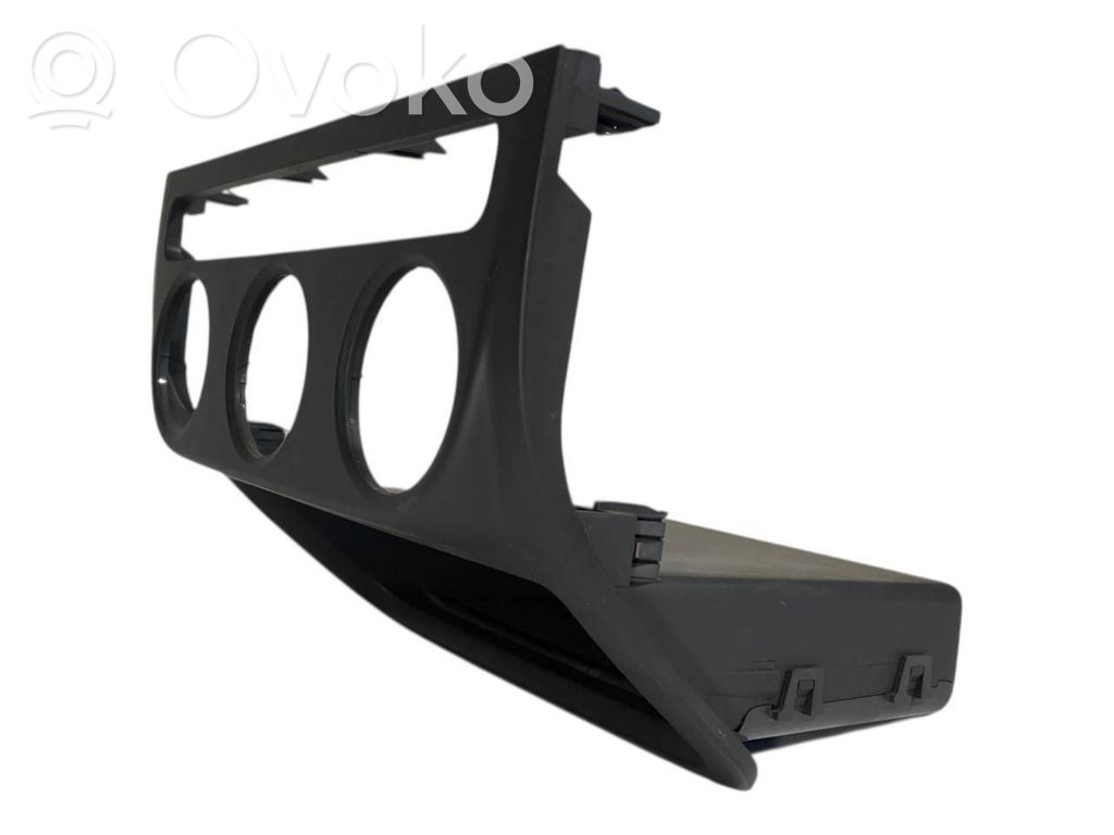 Klimata kontrole / mazā radiatora vadības dekoratīvā apdare