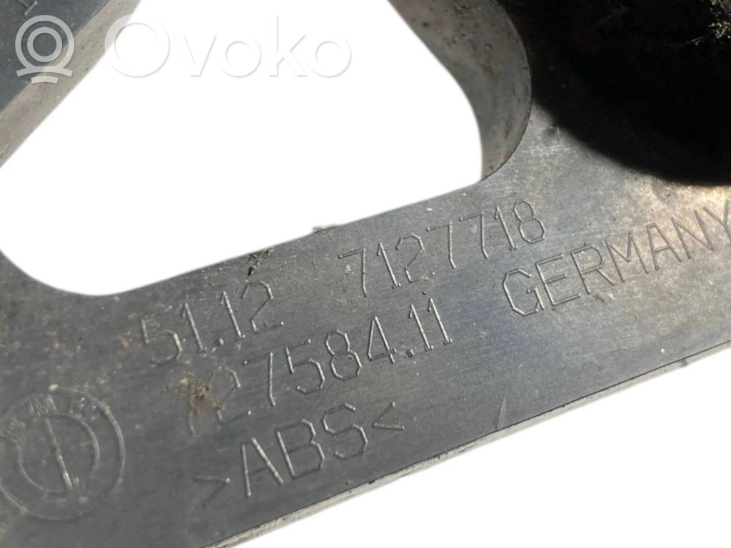 Aizmugurējā bufera montāžas kronšteins