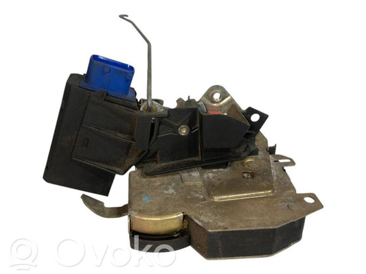 Aizmugurē slēdzene