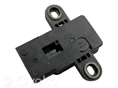 ESP (elektroniskās stabilitātes programmas) sensors (paātrinājuma sensors)