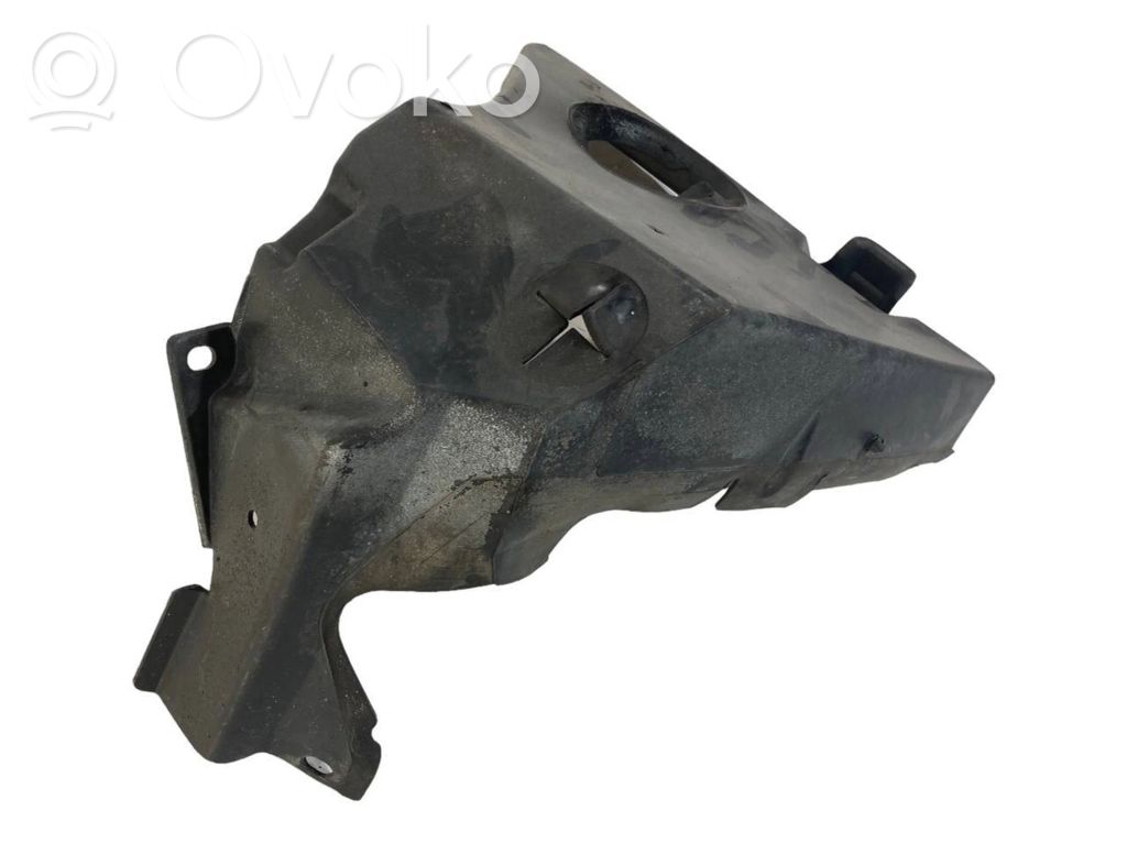 Cita veida dzinēja nodalījuma detaļa