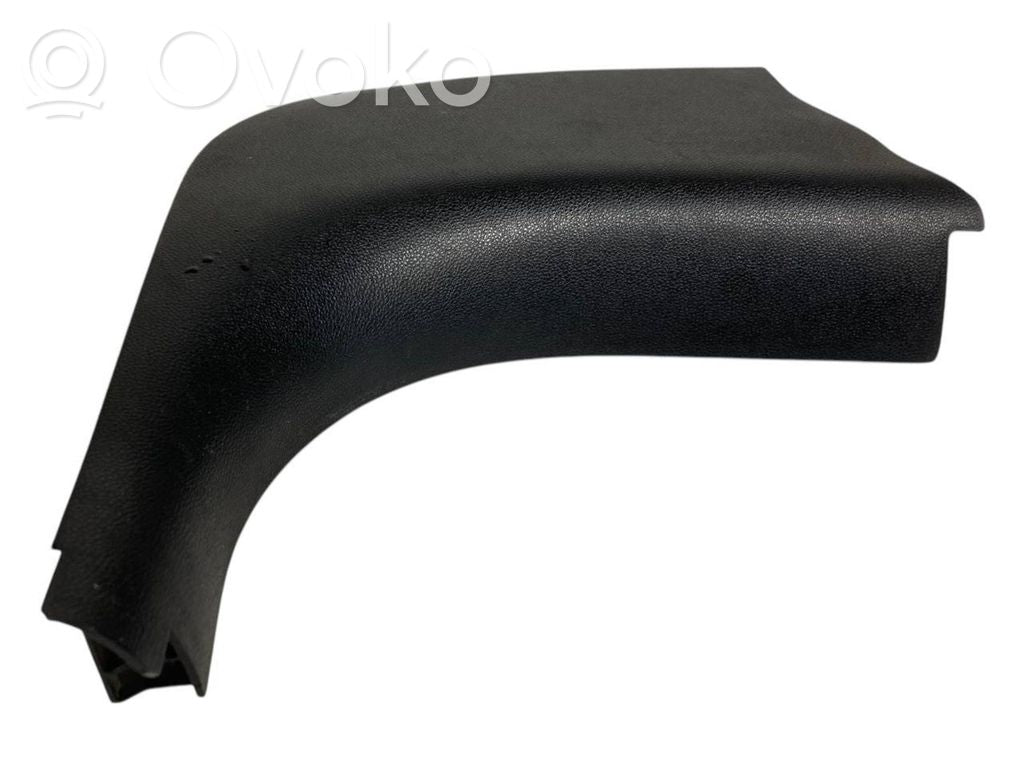Side decorative trim for the footwell