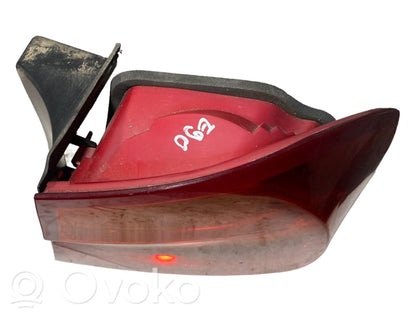 Aizmugurējo lukturu komplekts