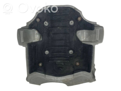 Engine cover (decorative trim)