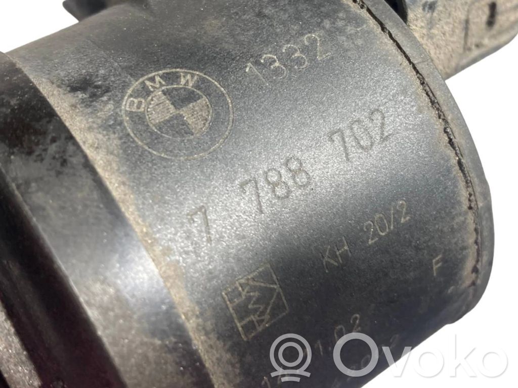 Degvielas filtra sildītājs