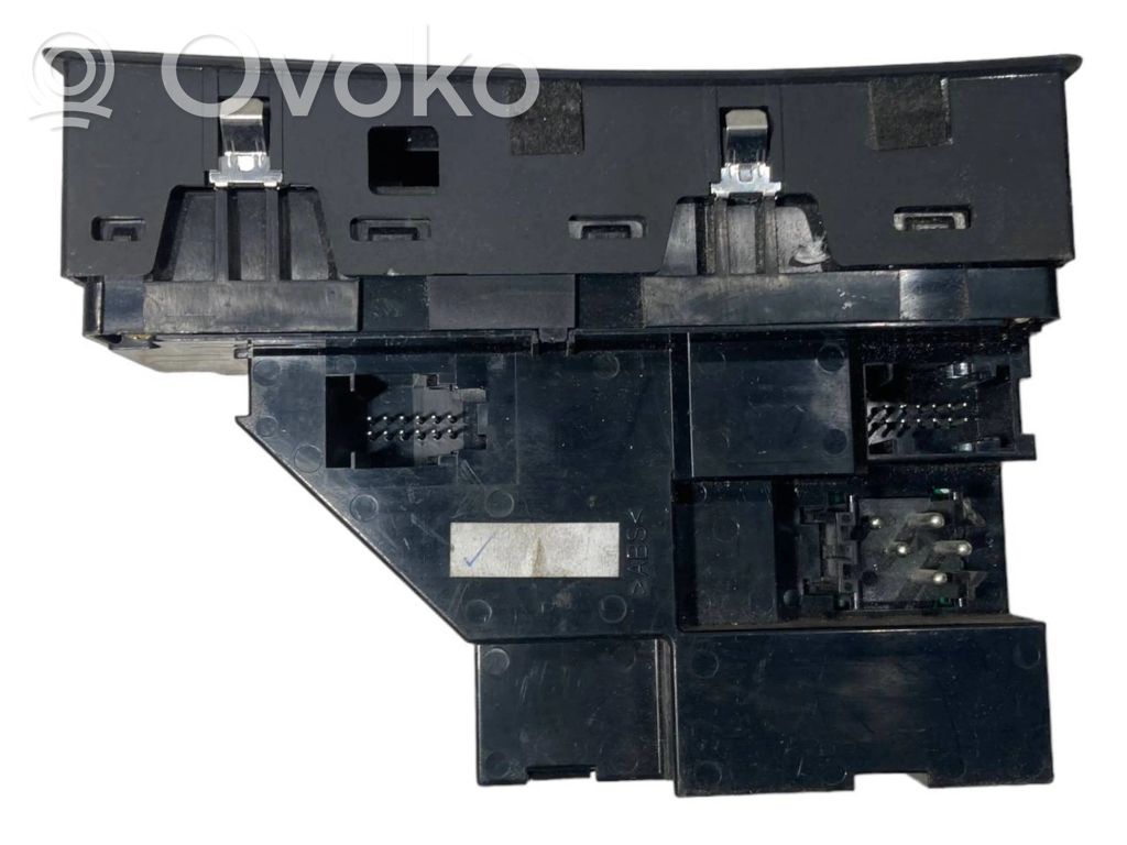 Elektrisko logu slēdzis